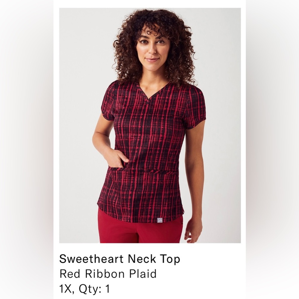 Jaanuu Sweetheart Neck Scrub Top